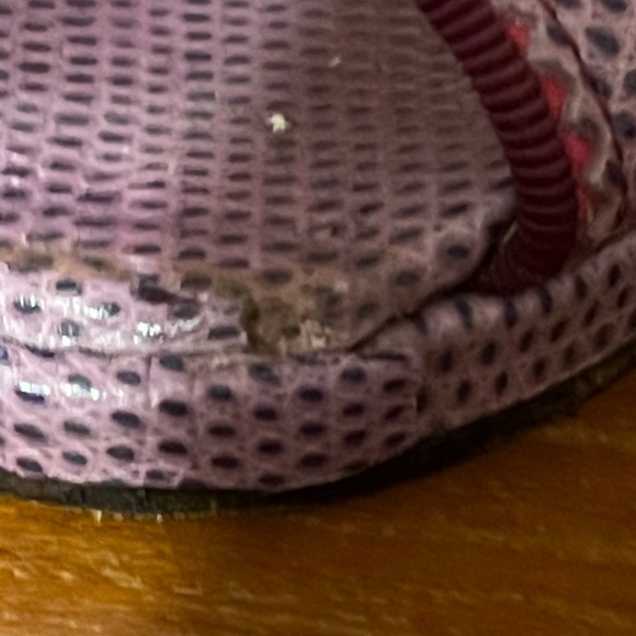 Marc Jacobs Barbie Pink Suede & Purple Lizard Skin Peep Toe Pumps w/ Bows Size 9 - Picture 4 of 10